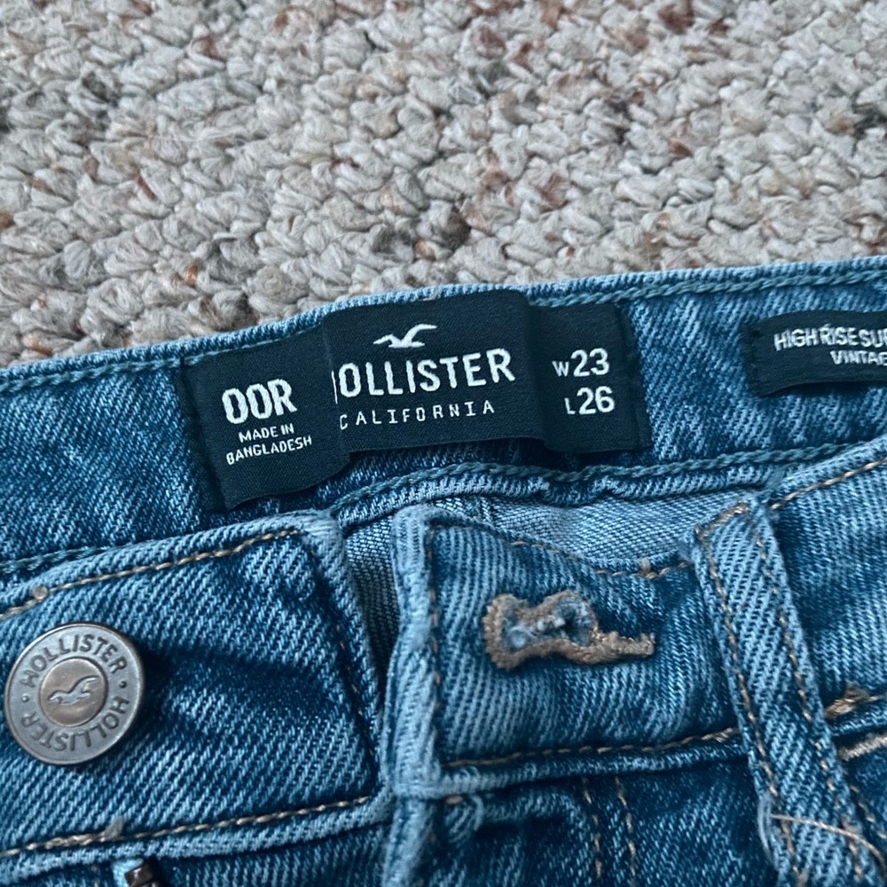 Jeans - Picture 3 of 3